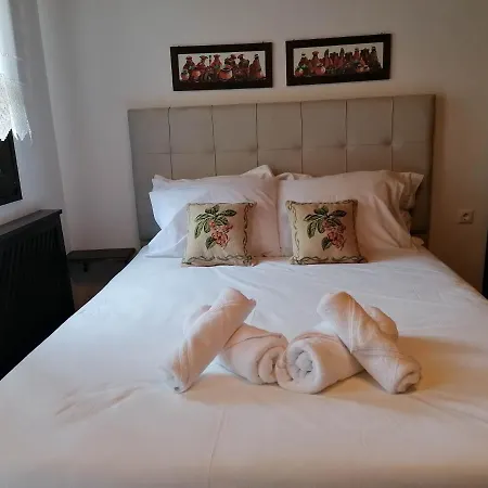 Luxury * Marónia